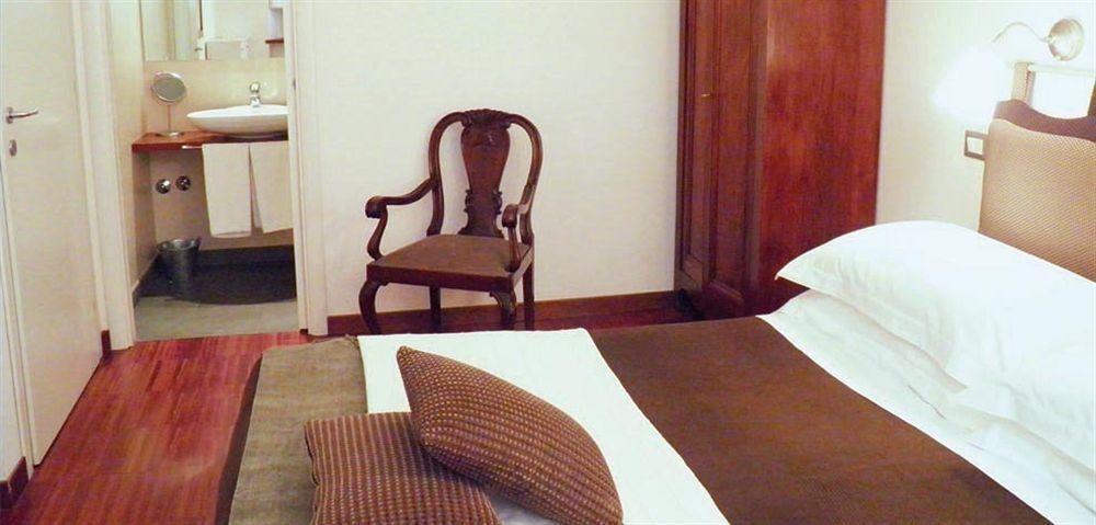 B&B Arco Del Lauro ローマ エクステリア 写真